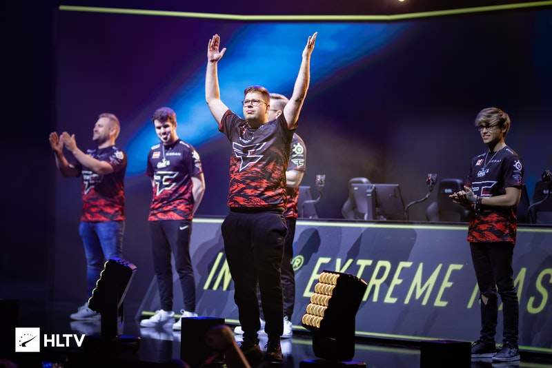 LPL官方：恭喜破阵队获得2023赛季季前启航赛冠军